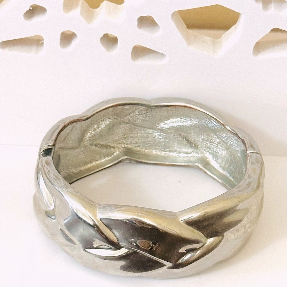 2/$20 Vintage Silver Braided Hinged Cuff Bangle Bracelet